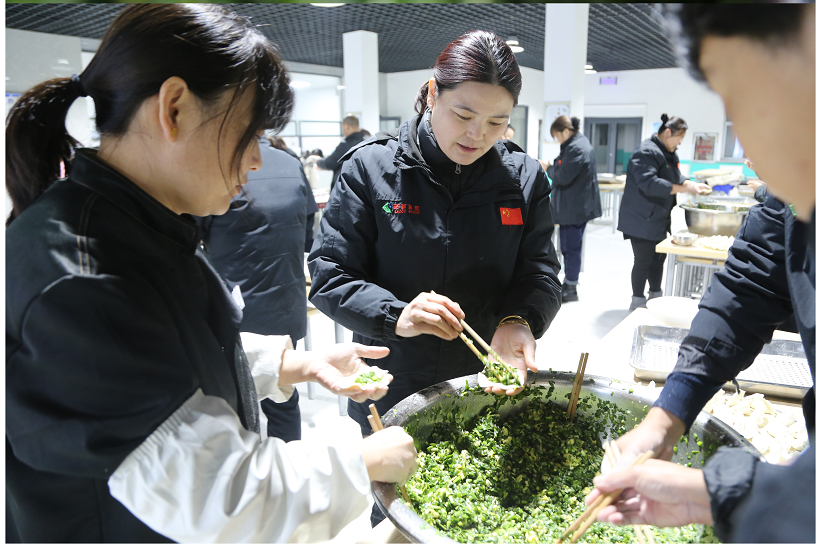 歲寒隆冬至，煮餃話團(tuán)圓 ——藥都集團(tuán)工會舉辦冬至日包餃子活動